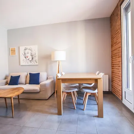 Lägenhet 34mal635- New&bright 2br Near Sagrada Familia Barcelona