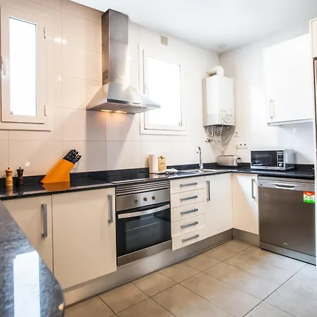 Apartment 34mal635- New&bright 2br Near Sagrada Familia Barcelona
