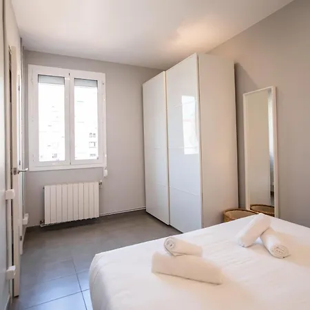 Apartment 34mal635- New&bright 2br Near Sagrada Familia